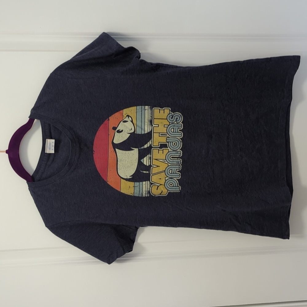 Retro Save the Pandas t shirt